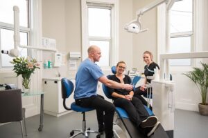 6 Συμβουλές για το φαγητό με Invisalign®