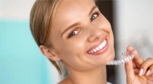 Πώς Λειτουργεί το Invisalign Ένας Οδηγός Βήμα προς Βήμα